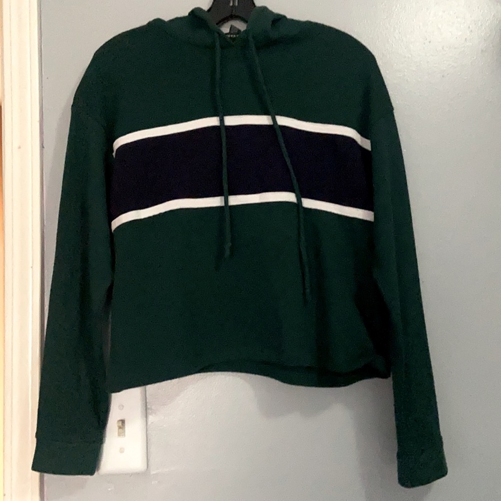 Cropped hoodie
